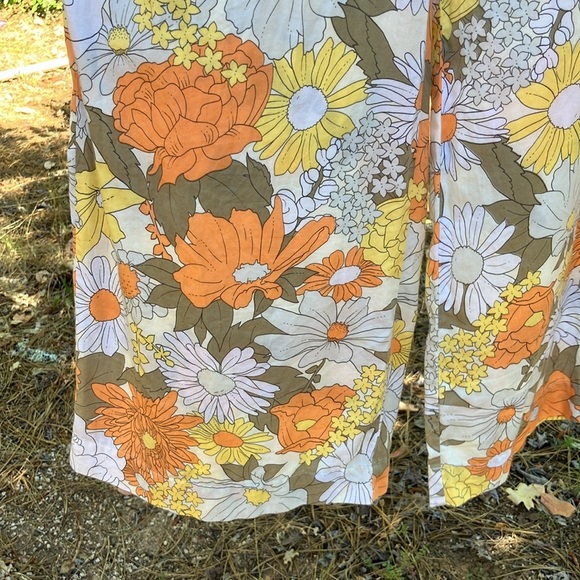 Holistia lightweight flowy Floral Wide-Leg Pants Large made in Canada - Picture 3 of 6